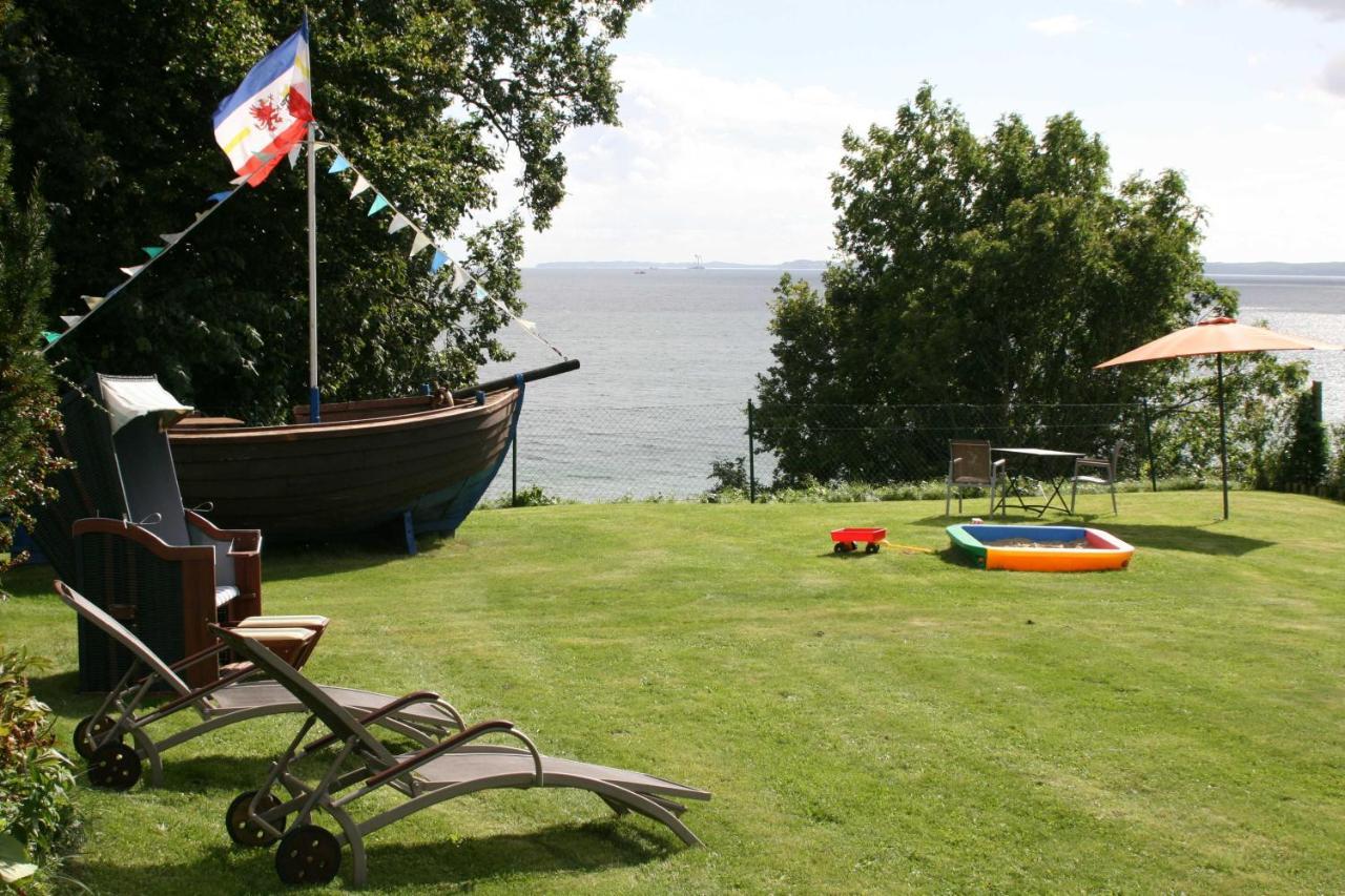 Villa Feodora - Das Haus Mit Dem Einzigartigen Seeblick Sassnitz Exterior photo